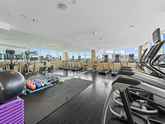 400 SUNNY ISLES Boulevard 1608, Sunny Isles Beach, FL 33160