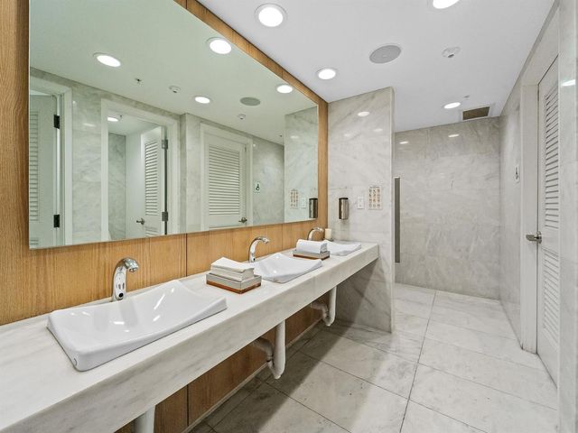 400 SUNNY ISLES Boulevard 1608, Sunny Isles Beach, FL 33160