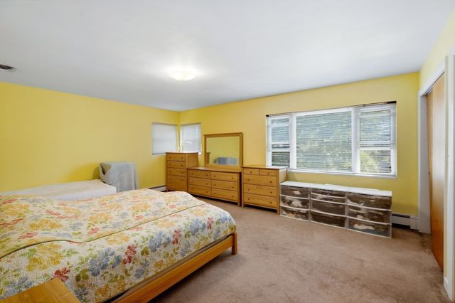 205 Gardner Rd, Brookline, MA 02445