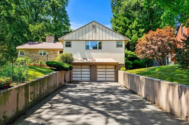 205 Gardner Rd, Brookline, MA 02445