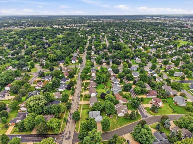 1182 Broadway Drive, Sun Prairie, WI 53590