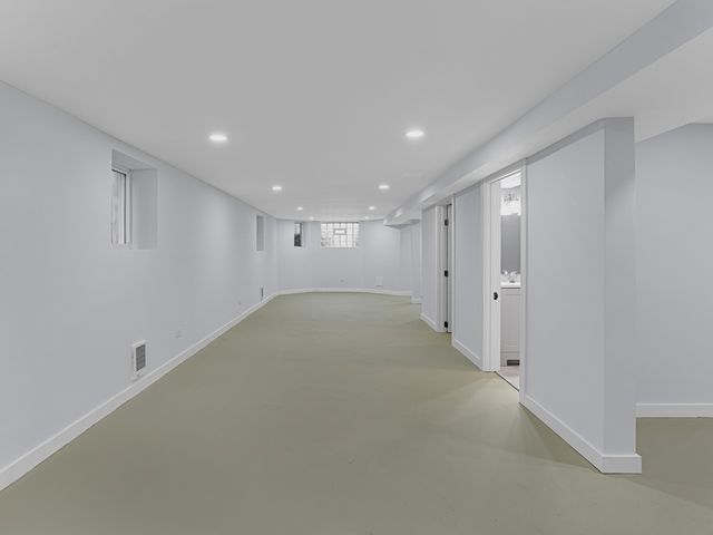 4918 W Fulton Street, Chicago, IL 60644