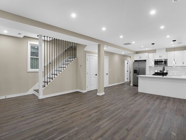 4918 W Fulton Street, Chicago, IL 60644