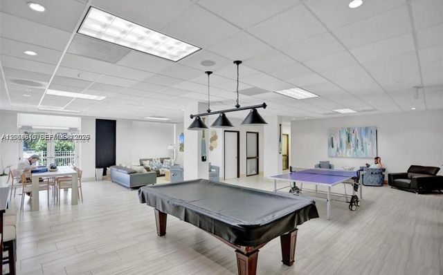19390 Collins Avenue 308, Sunny Isles Beach, FL 33160