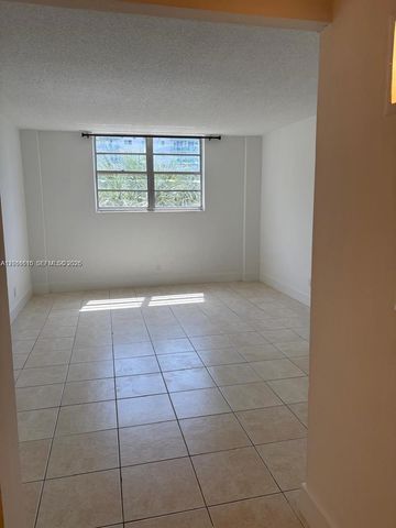 19390 Collins Avenue 308, Sunny Isles Beach, FL 33160