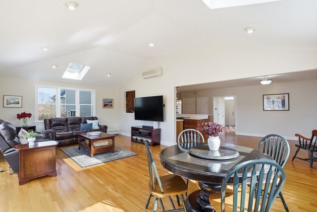 21 Nashoba Road, Littleton, MA 01460