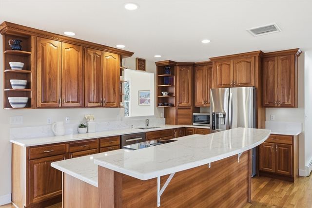 21 Nashoba Road, Littleton, MA 01460