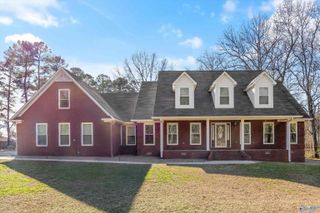 9849 Hawkins Drive SW, Athens, AL 35611
