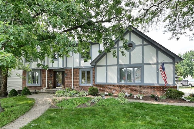 27W168 Chartwell Drive, Winfield, IL 60190
