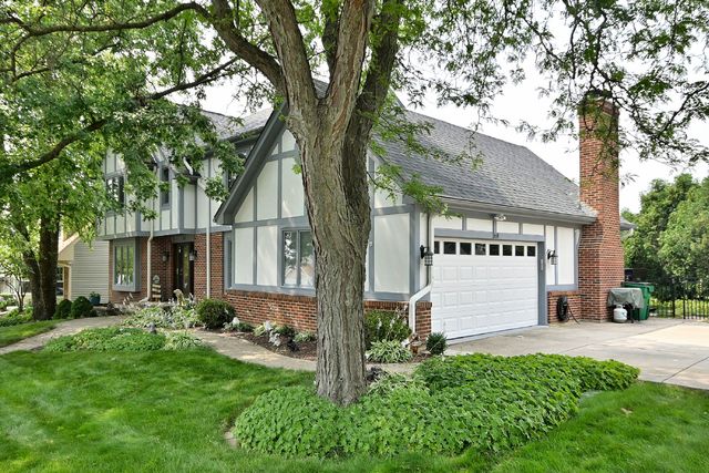 27W168 Chartwell Drive, Winfield, IL 60190
