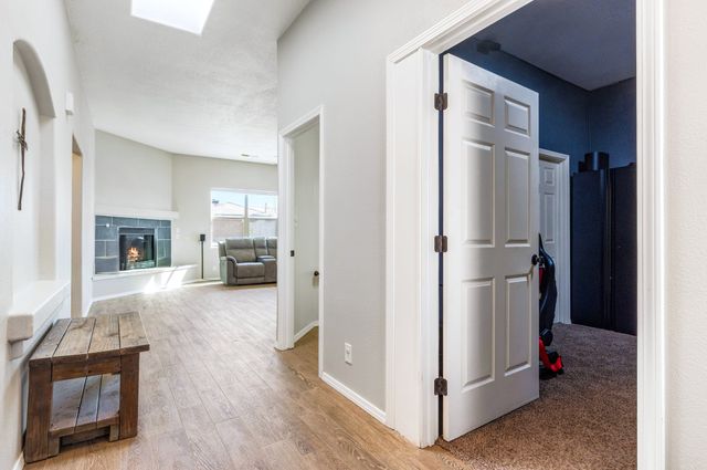 200 Aldaba Circle NE, Rio Rancho, NM 87124