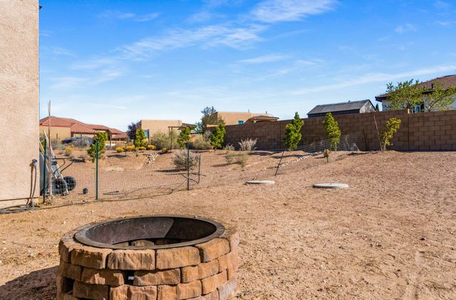 200 Aldaba Circle NE, Rio Rancho, NM 87124