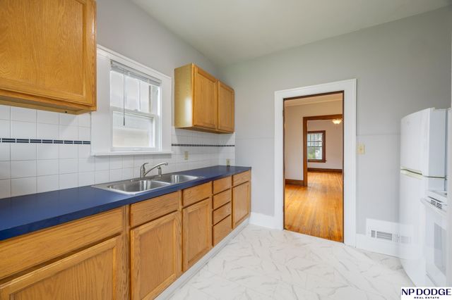 1320 N 19Th Street, Lincoln, NE 68503