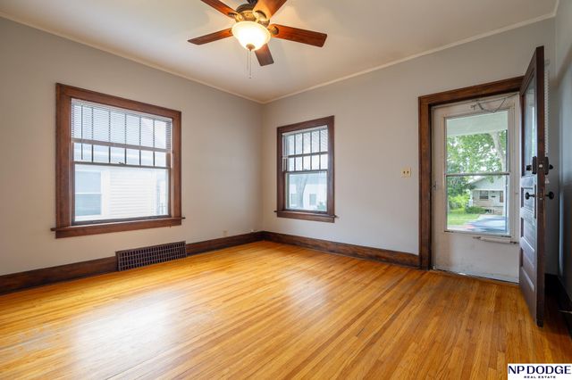 1320 N 19Th Street, Lincoln, NE 68503