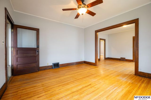 1320 N 19Th Street, Lincoln, NE 68503