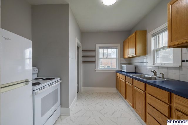 1320 N 19Th Street, Lincoln, NE 68503