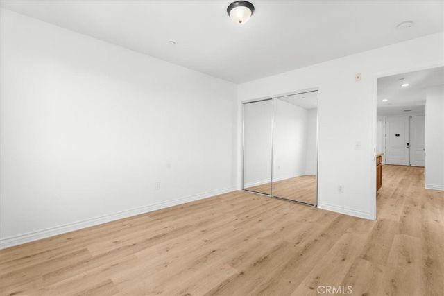 5305 Bellingham 304, Valley Village, CA 91607