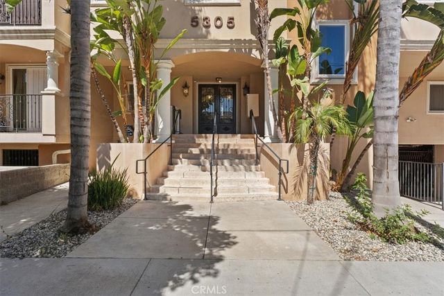 5305 Bellingham 304, Valley Village, CA 91607