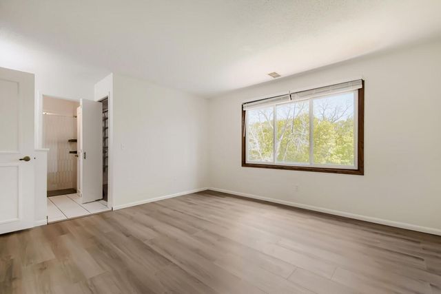 10855 Avocet Street NW, Coon Rapids, MN 55433