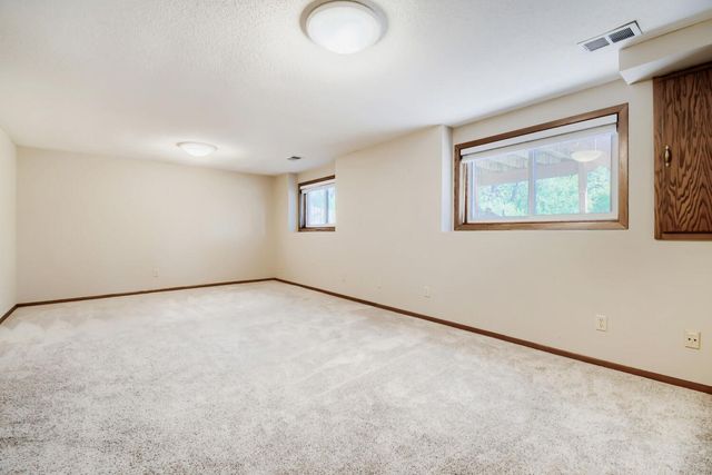 10855 Avocet Street NW, Coon Rapids, MN 55433