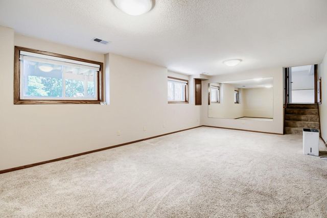 10855 Avocet Street NW, Coon Rapids, MN 55433