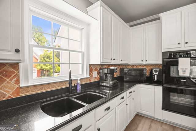 111 Royal Burgess Way, Mcdonough, GA 30253