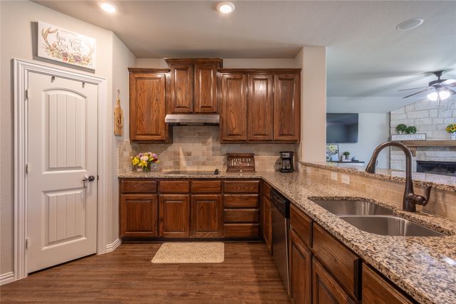 343 Amber Lane, Nevada, TX 75173