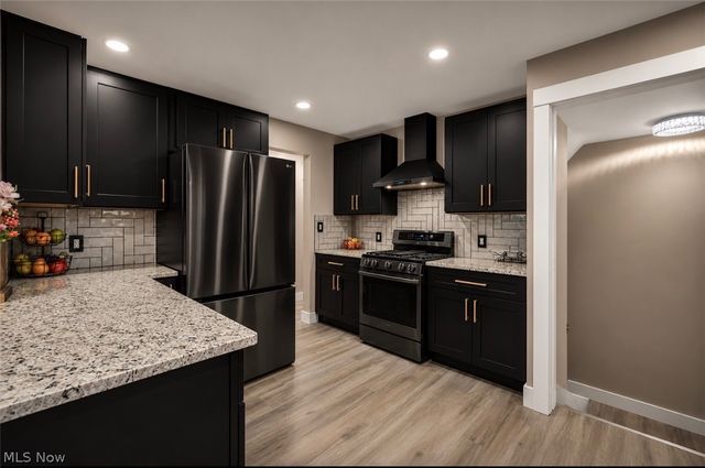 18509 Preston Road, Warrensville Heights, OH 44128