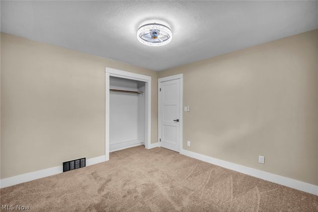 18509 Preston Road, Warrensville Heights, OH 44128