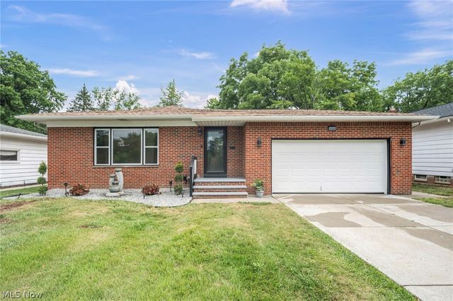 18509 Preston Road, Warrensville Heights, OH 44128