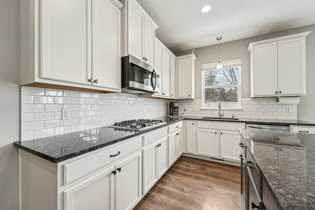 15244 Edgewood Avenue, Savage, MN 55378