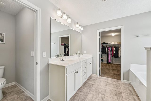 15244 Edgewood Avenue, Savage, MN 55378