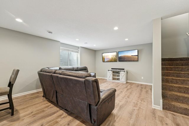 15244 Edgewood Avenue, Savage, MN 55378