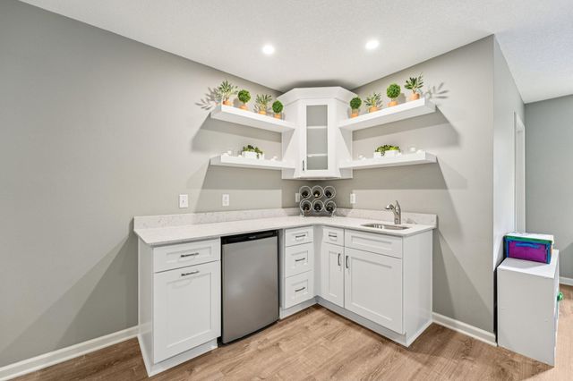 15244 Edgewood Avenue, Savage, MN 55378