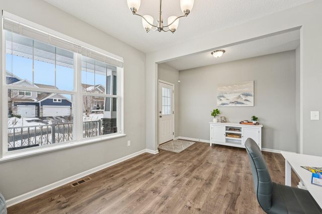 15244 Edgewood Avenue, Savage, MN 55378