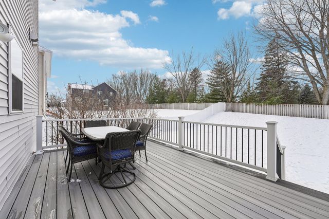 15244 Edgewood Avenue, Savage, MN 55378