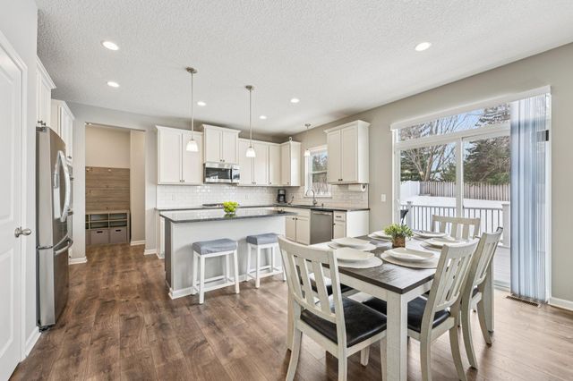 15244 Edgewood Avenue, Savage, MN 55378