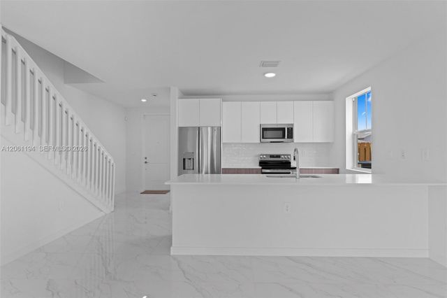 27350 SW 133rd Path, Homestead, FL 33032
