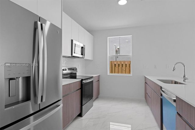 27350 SW 133rd Path, Homestead, FL 33032