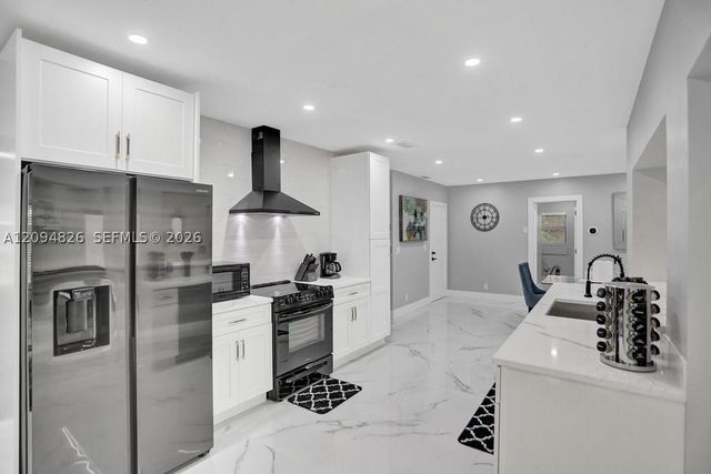 63 SE 5th Ave, Deerfield Beach, FL 33441