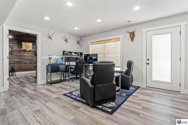 4023 Middle Creek Road, Elizabethtown, KY 42701