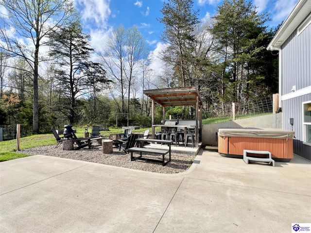 4023 Middle Creek Road, Elizabethtown, KY 42701