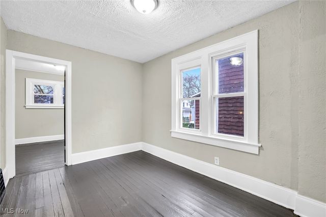 427 Black Street, Akron, OH 44306