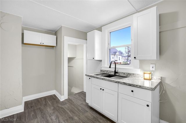 427 Black Street, Akron, OH 44306