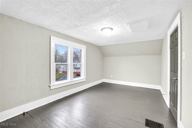 427 Black Street, Akron, OH 44306