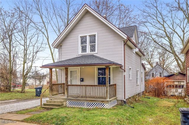 427 Black Street, Akron, OH 44306
