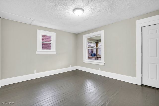 427 Black Street, Akron, OH 44306