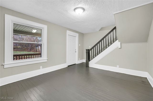 427 Black Street, Akron, OH 44306