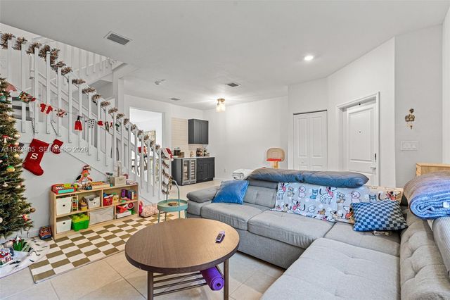 16276 SW 291st St, Homestead, FL 33033