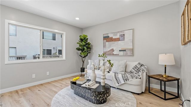 7 Sunup, Irvine, CA 92603